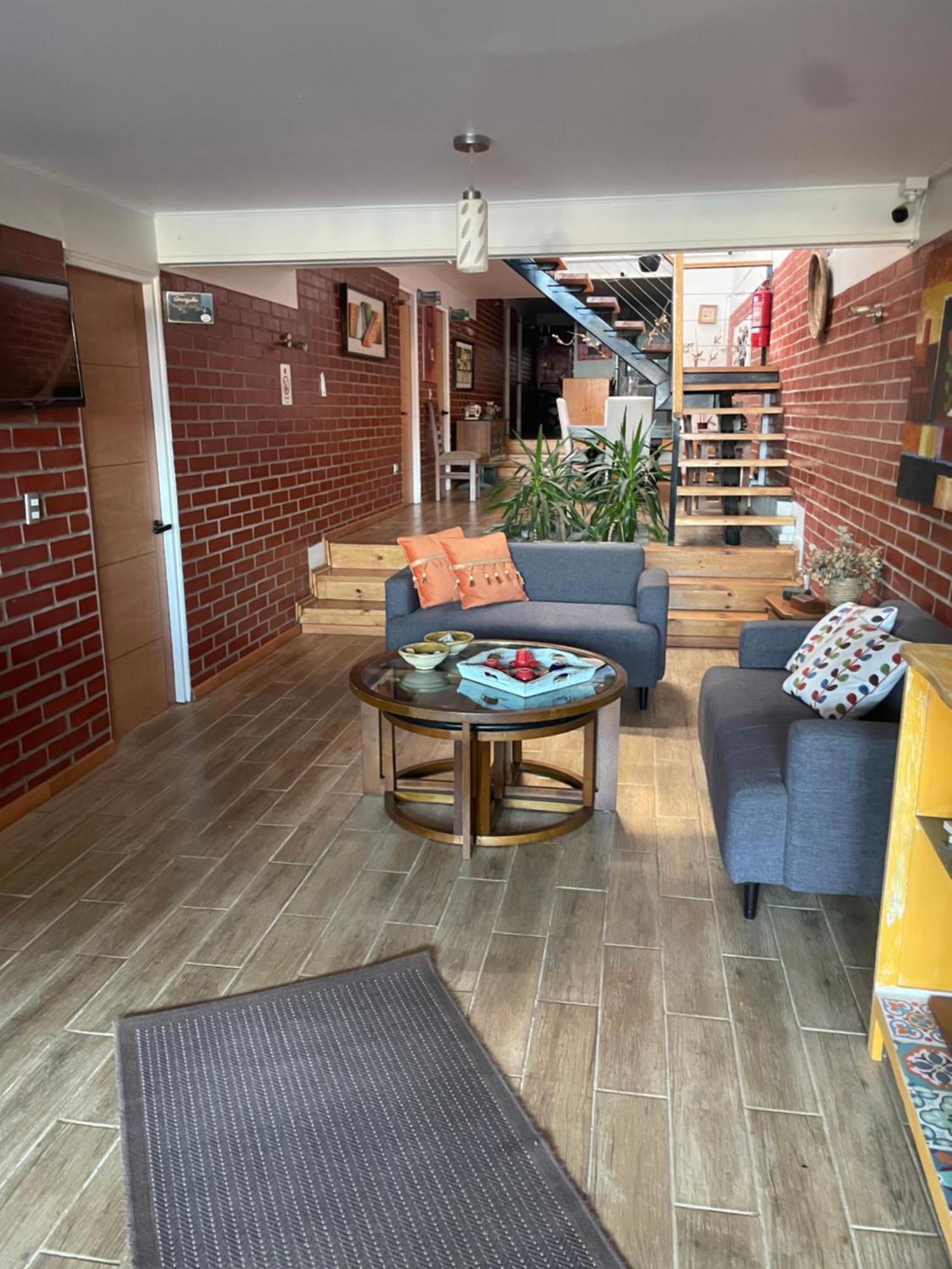 Hostal Napoli Вальпараисо Экстерьер фото
